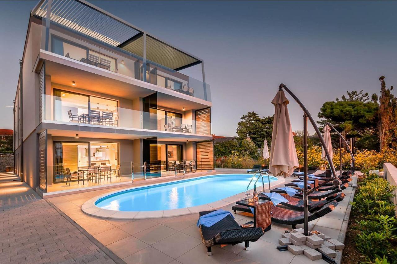San Mar Lopar Apartment Exterior photo